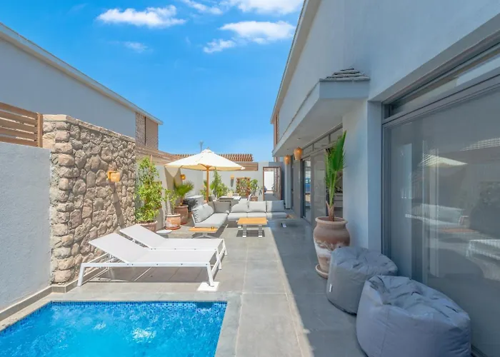 Tropical 2br Paradise In Bali, El Gouna. Pool, Patio & Bbq *